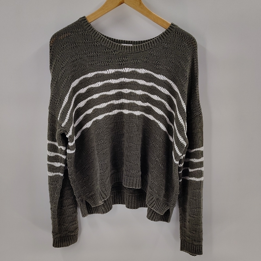 Cabi Style 5829 Scout Green White Sweater Size medium